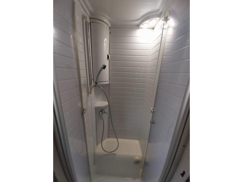 Bürstner Nexxo 728 G enkele bedden, trekhaak  foto: 11