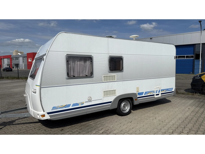 Dethleffs Camper 490 TK 2x zitgroep stapelbed  foto: 11