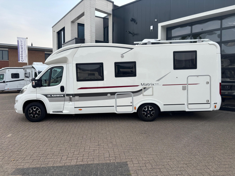Adria Matrix M 670 SBC vol opties, queensbed  foto: 5