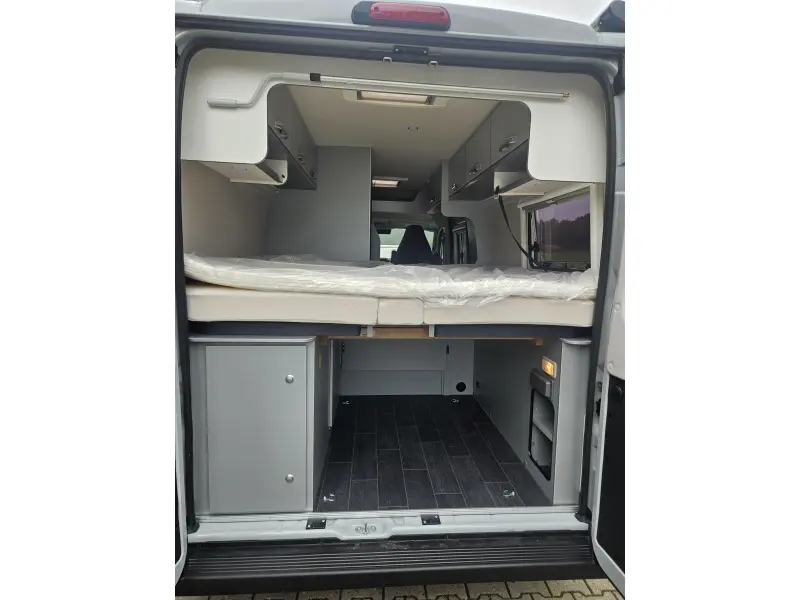 Weinsberg CaraBus 600 ME Grijs nw mod. 2026 autom  foto: 5