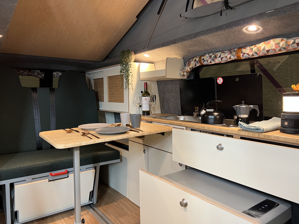 Volkswagen T7 Florida L2H1 elektrisch NIEUW! foto: 1