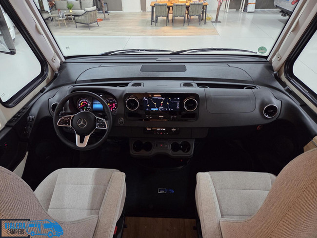 Hymer BMC-I 680 *170pk Automaat* Levelsysteem* Bomvol opties foto: 8