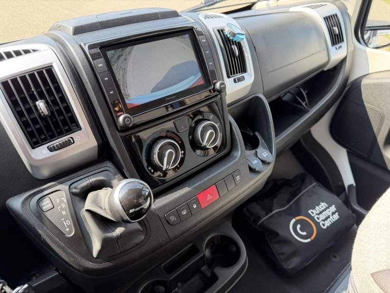 Knaus Sky TI 650 MEG Platinum Selection photo: 18