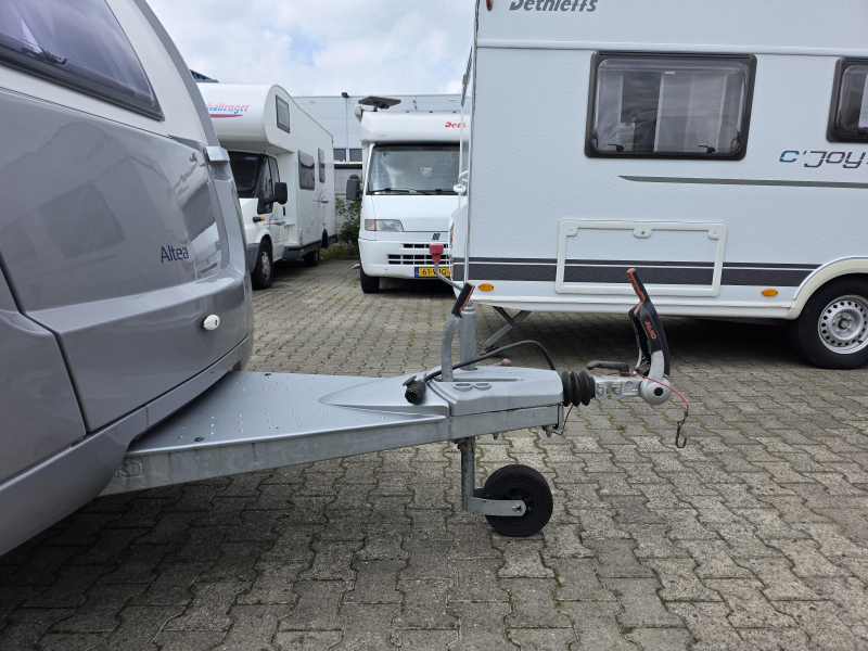 Adria Altea 492 UL Rondzit enkele bedden '18  foto: 21