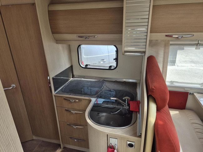 B&uuml;rstner Fiat NEXXO 660 Franz&ouml;sisches Bett, Klimaanlage + Markise 2. Besitzer Foto: 11