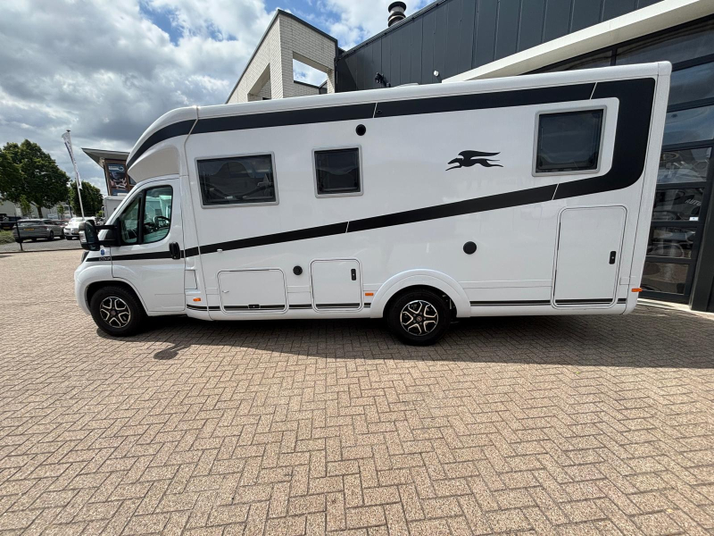 Laika Ecovip 4009 L automaat, E&P enkel bed  foto: 6