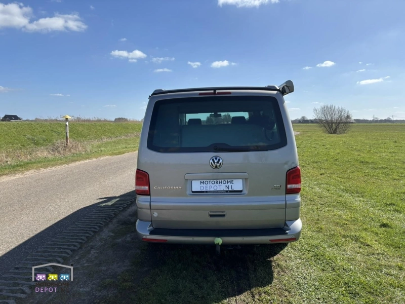 Volkswagen California T5  foto: 15