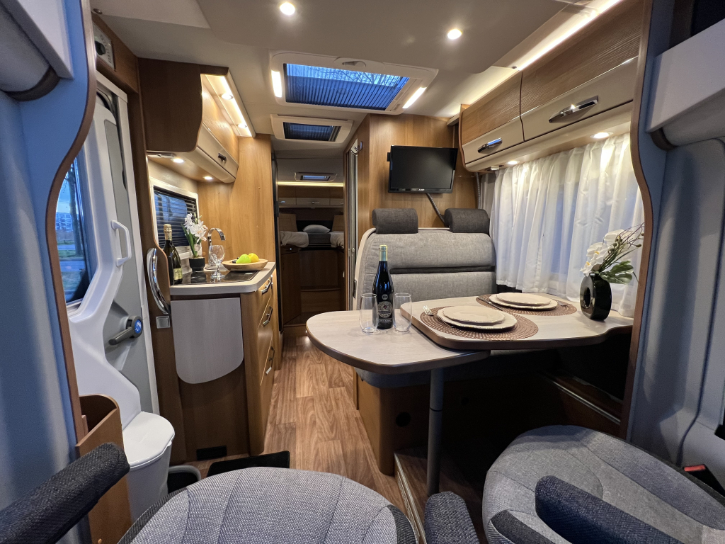 Knaus Van TI 650 MEG ENKELE BEDDEN 9-TRAPS AUTOMAAT EURO6 foto: 16