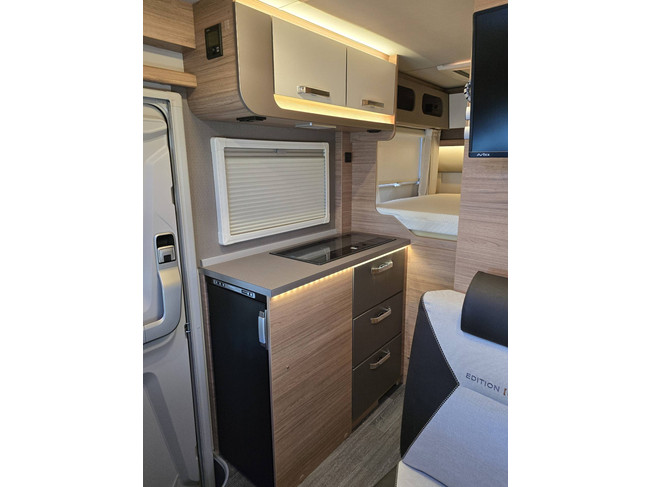 Weinsberg X-CURSION 500 MQ EDITION PEPPER 150 PK AUTOMAAT SLECHTS 12.142 KM !! APPLE CAR PLAY ANDROID AUTO ADAPTIVE CC TV + SATELLIET STOELVERWARMING DRAAISTOELEN foto: 11