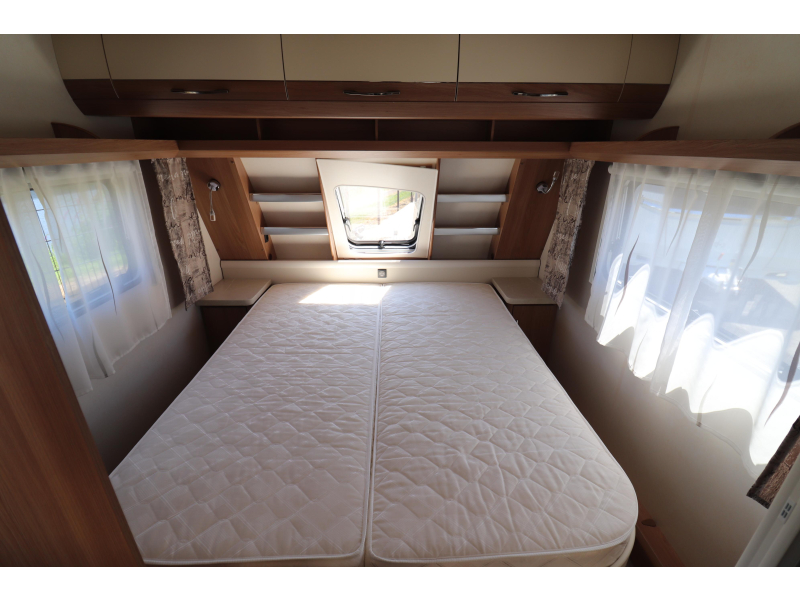 Hobby De Luxe 460 SFF Toldo/Mover/Aire Acondicionado COMPLETO foto: 9