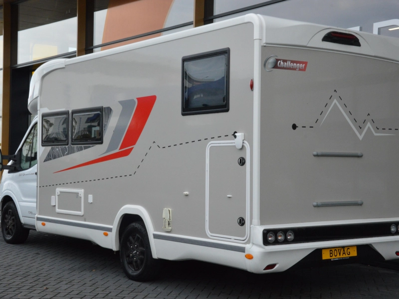 Challenger Graphite Premium 337 GA Automatik Face to Face Foto: 4