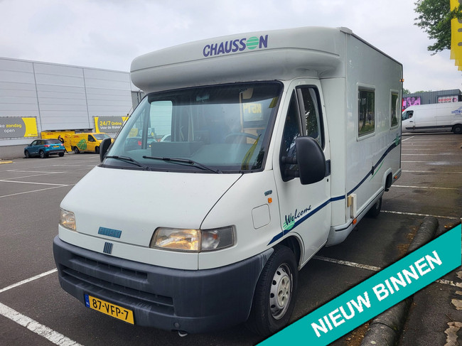 Fiat 230 1.9td Chausson 4 persoons foto: 3