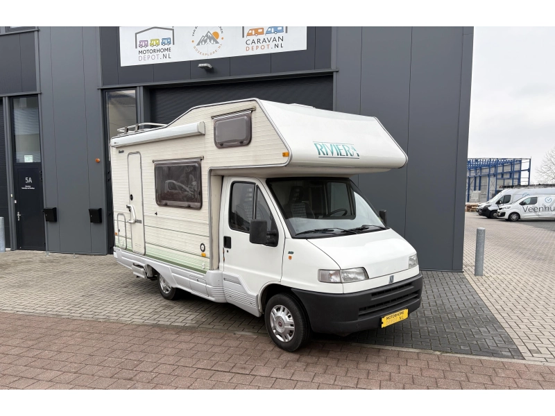 CI Riviera 55 Compact / zonnepanelen 