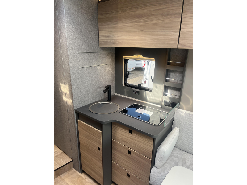 Dethleffs Trend Active T 7057 EBL Automatik - Face to Face Foto: 11