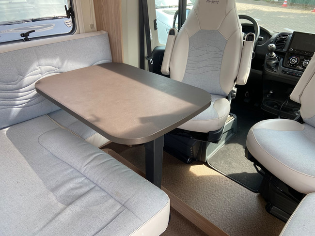 Bürstner Delfin T 660 Fiat DIRECT LEVERBAAR foto: 9
