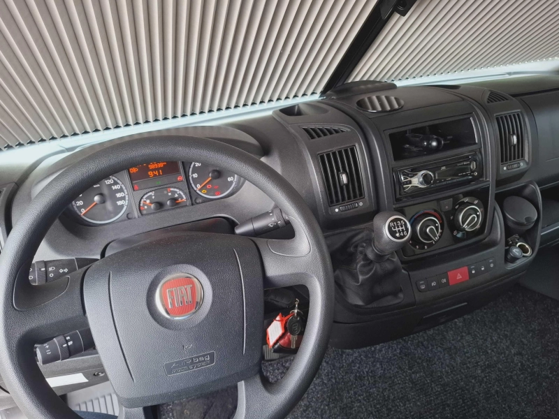 Adria Sport S 572 SL Lengtebedden|Zonnepaneel|  foto: 13