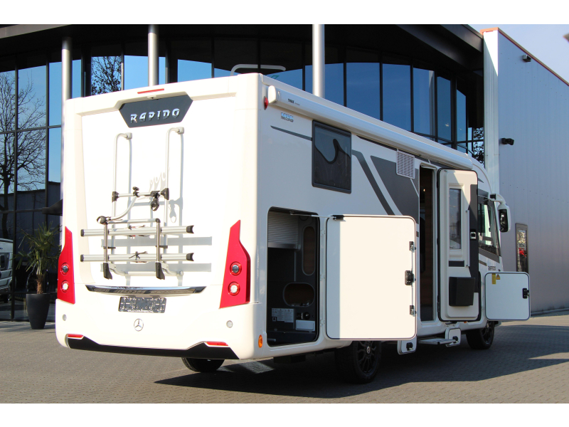 Rapido M96 Queensbed + Hefbed  foto: 14