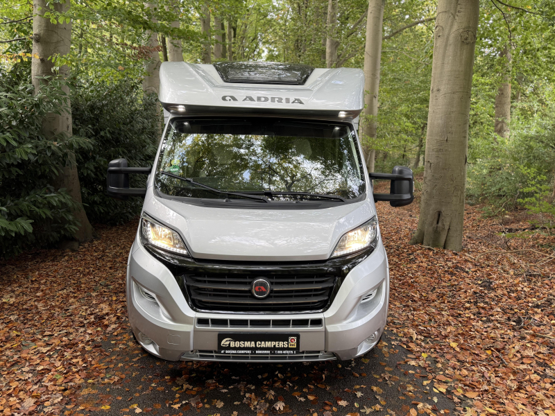 Adria Matrix M 670 SC 50 Years Edition 79000 km  foto: 2