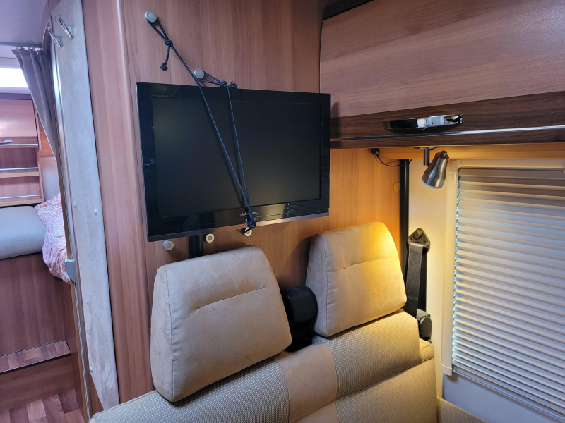 Hymer Van 562 Silverline foto: 11