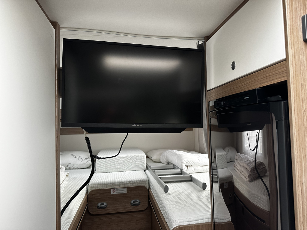 Carado T 448 Foto: 20