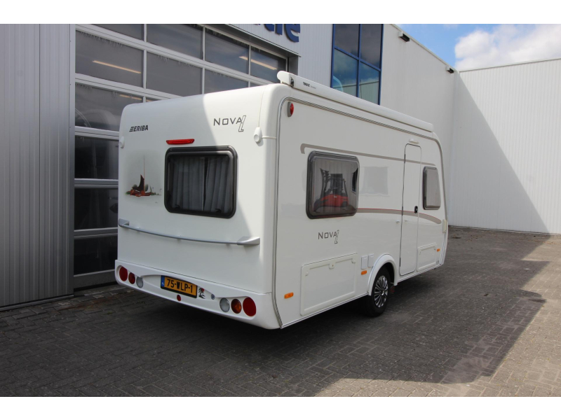 Eriba Nova Light 465 Mover, Portabicicletas, Toldo foto: 1