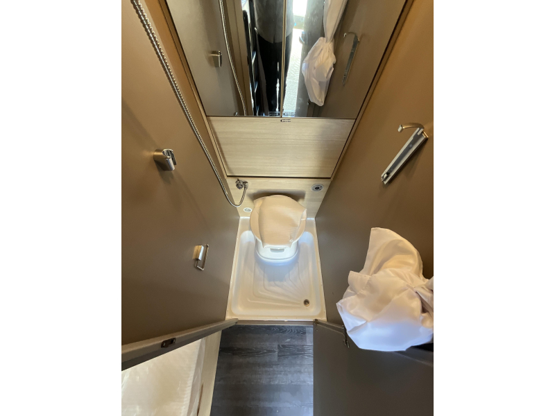 Weinsberg CaraCito 470 QDK STAPELBED-1000,- KORTING  foto: 11