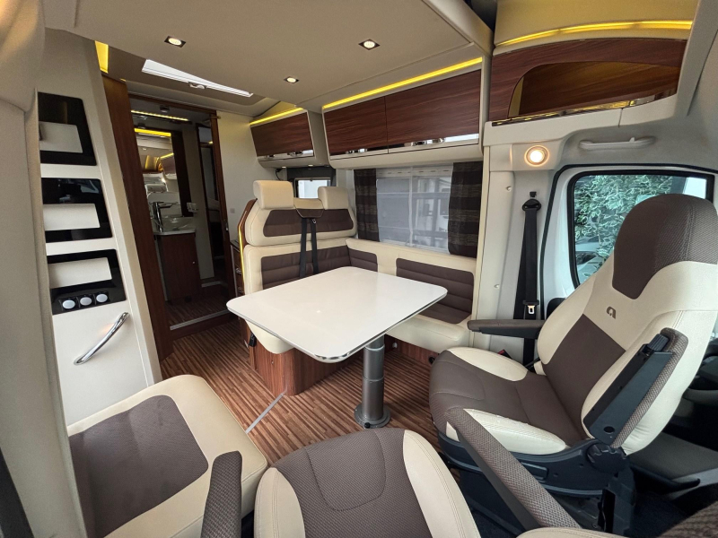 Adria Matrix M 670 SBC vol opties, queensbed  foto: 10