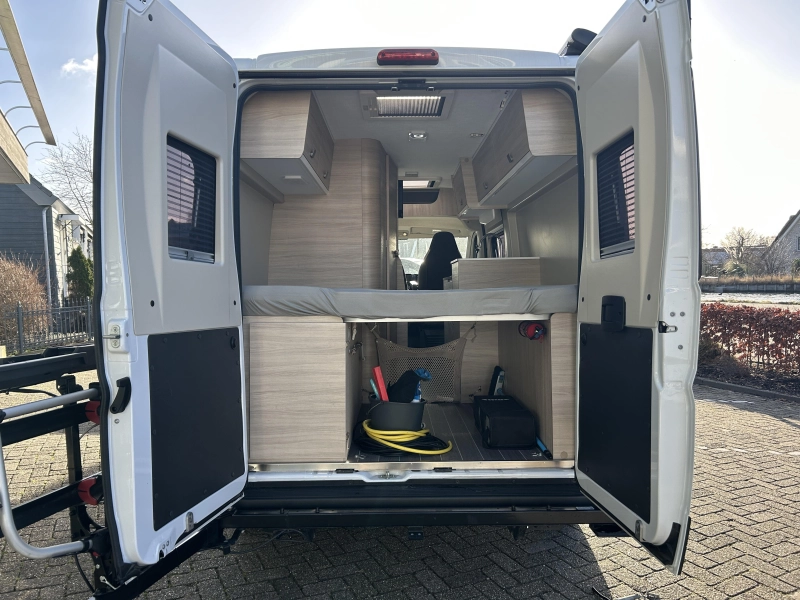 Forster V 636 EB Buscamper met dwarsbed  foto: 15
