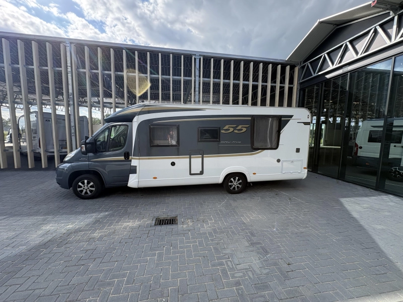 Bürstner Nexxo 740 Levelsysteem / Navigatie  foto: 2