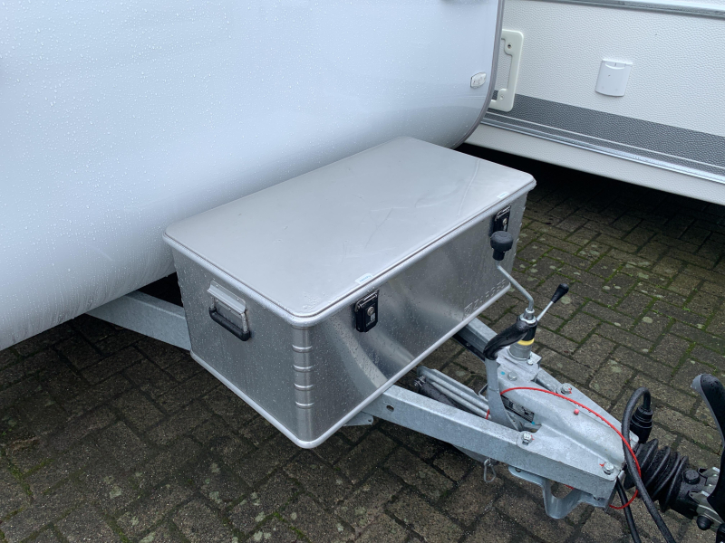 Hobby Beachy 450 A-frame box/Awning photo: 8