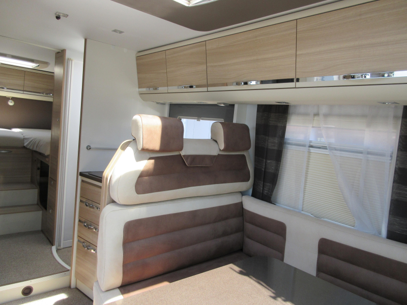 Adria Coral Plus S 670 SL 150hp AUTOMATIC MAXI LEVEL photo: 4