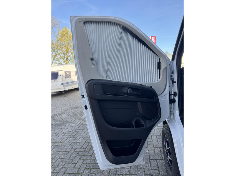 Weinsberg CaraLoft 650 MEG foto: 7