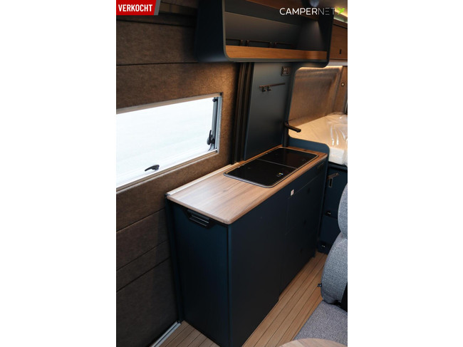 Eriba Car 600 163cv Autom&aacute;tico | &iexcl;Nuevo modelo con techo elevable! | Cabina digital | Calefacci&oacute;n di&eacute;sel | Faros LED | Pantalla multimedia de 10'' foto: 12