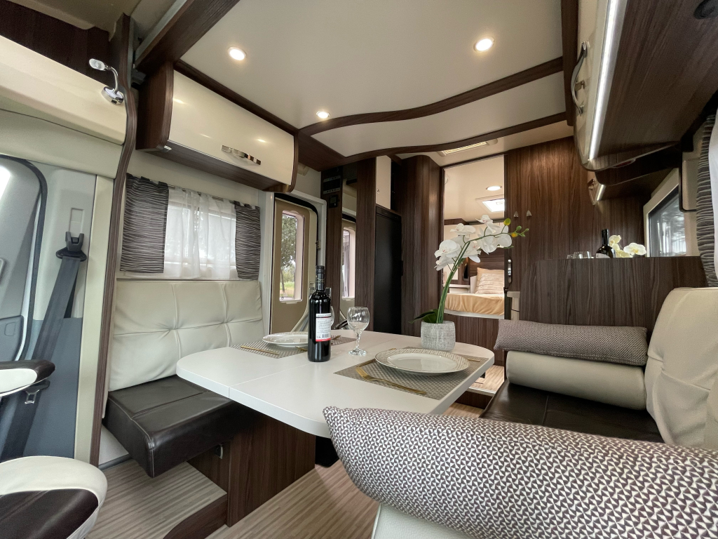 Chausson Cocoon 497 QUEENSBED + HEFBED AUTOMAAT AIRCO CAMERA  foto: 13