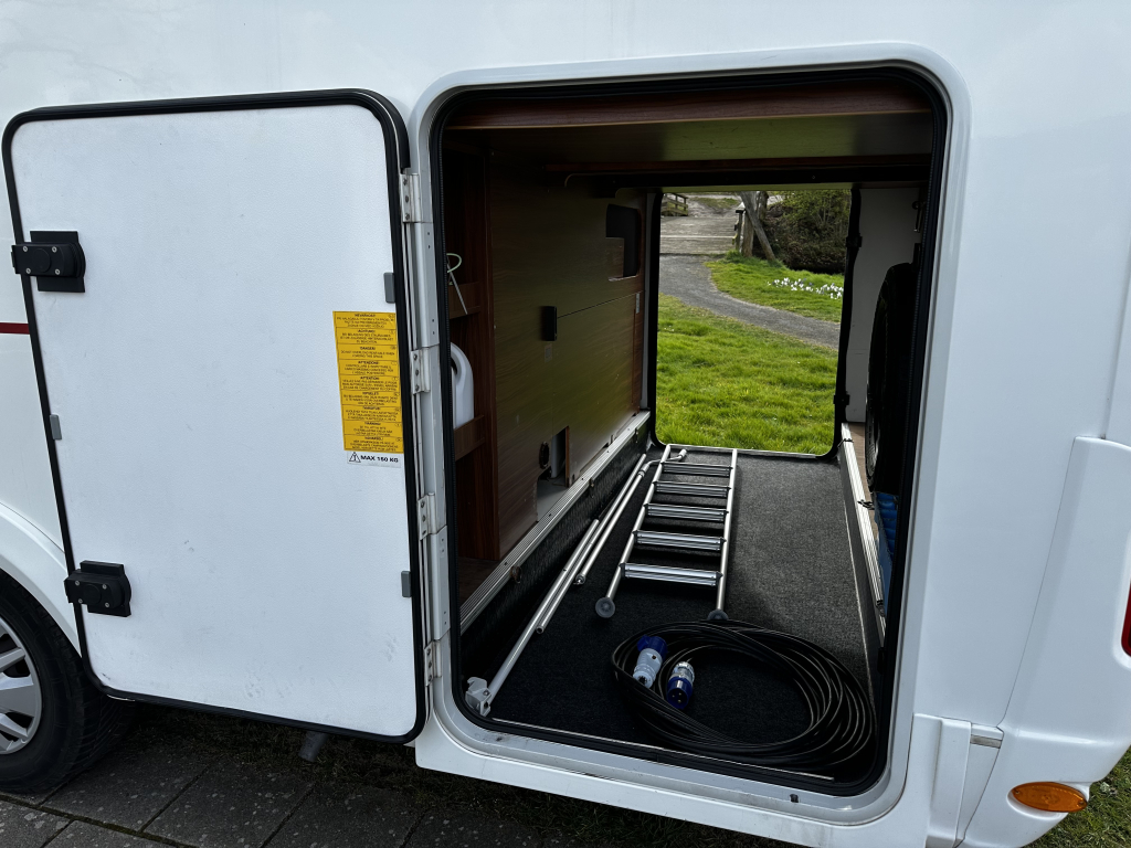 Adria Matrix M 670SL photo: 17