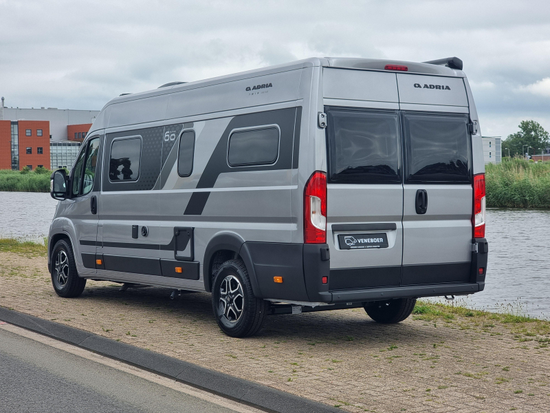 Adria Twin 640 SLB 60 Years Edition Foto: 5