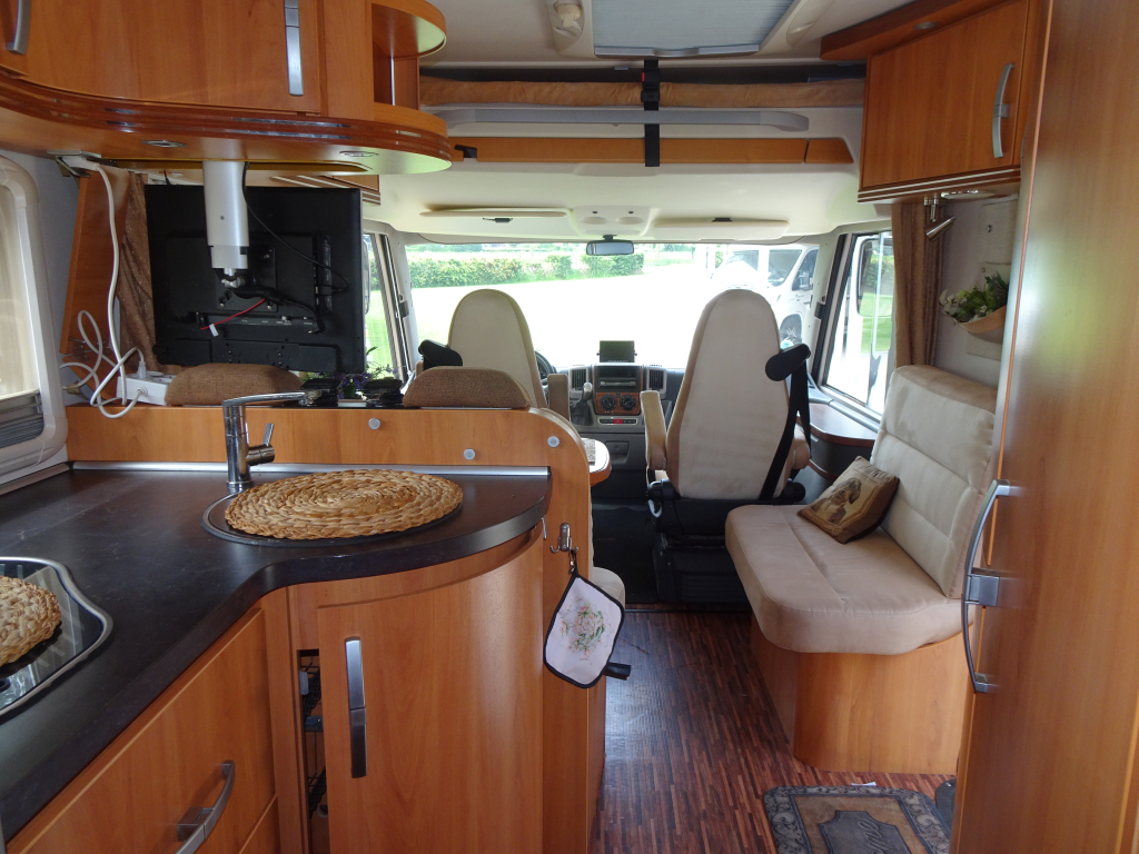 Hymer B654CL foto: 3