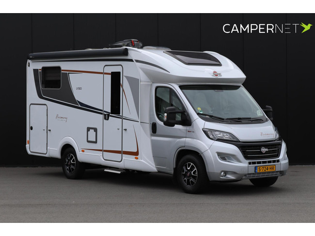 Bürstner Lyseo Harmony Line 140pk Automaat | Vlakke vloer! | Lengtebedden | Oven | Luchtvering | Luifel | Grote garage | Zonnepaneel | Co