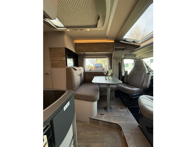 Hymer Exsis T 580 Automaat 9G 2020 Zonnepanelen! Trekhaak! foto: 12