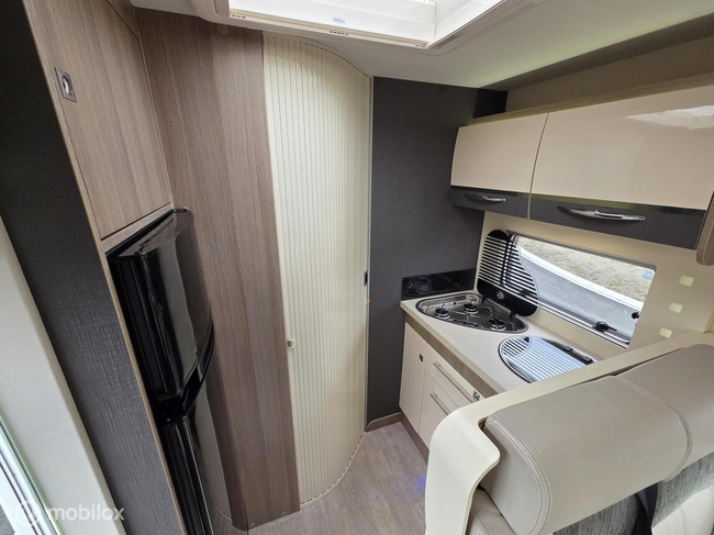Challenger Graphite 290 camper ☆Hefbed cruise Euro-5 2015☆ foto: 13