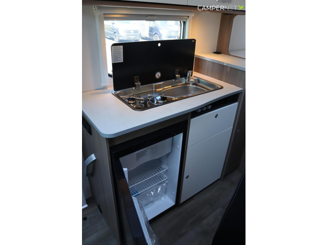 Carado V337 Fiat 140pk Automaat | Pro + Pakket | Compact model | Lengtebedden | Nieuw uit voorraad leverbaar | foto: 10