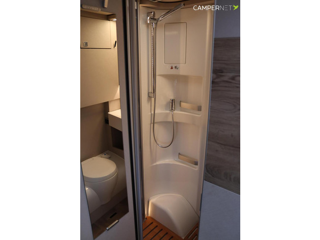 Hymer Exsis-I 580 Pure | 165cv | Camas longitudinales | Panel solar | Portabicicletas Thule | Cama abatible | Toldo Thule | 6.99M | foto: 17