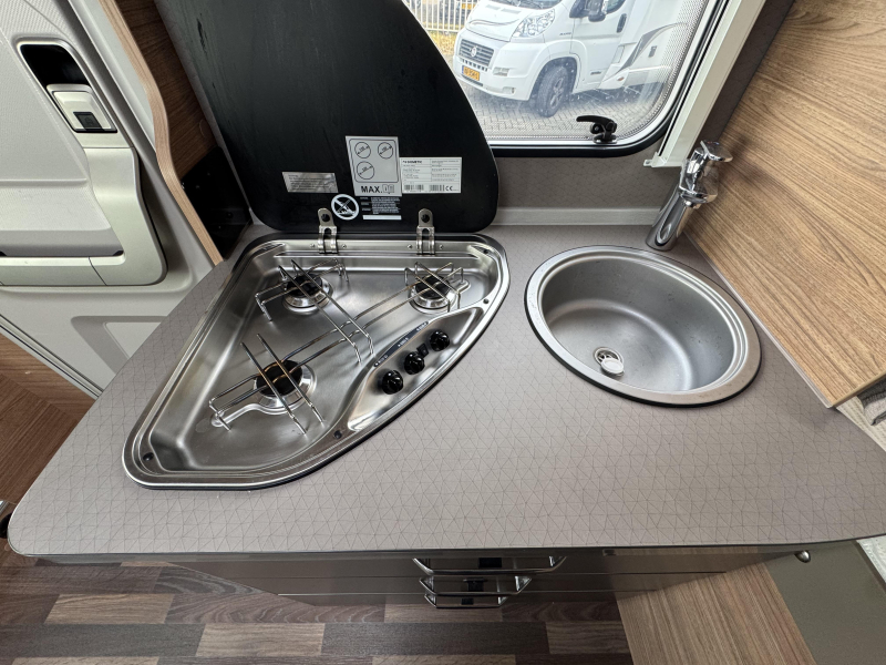 Weinsberg CaraLoft 600 MF  foto: 13