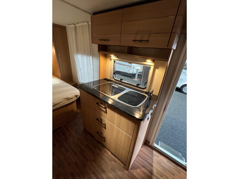 LMC Munsterland 450 D Mover, Luifel, Fietsenrek  foto: 9