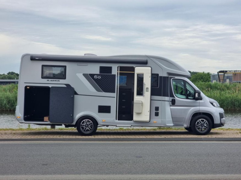 Adria Coral 670 DL 60 Years Edition photo: 3