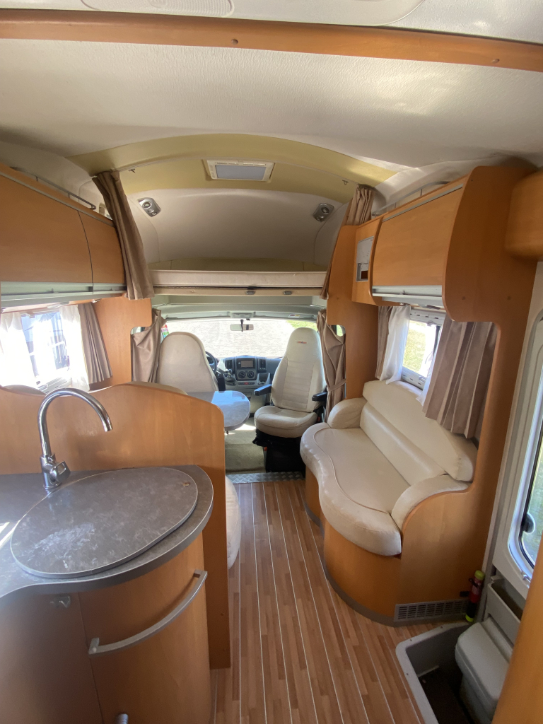 CI Mizar Garage Living 3.0 MultiJet 180 PK, Alkoof, Dwars-bed achter, Garage, Motor-airco, Zeer compleet, 1e eigenaar, Bj, 12 – 2007. Camper centrum on the road Marum  foto: 6