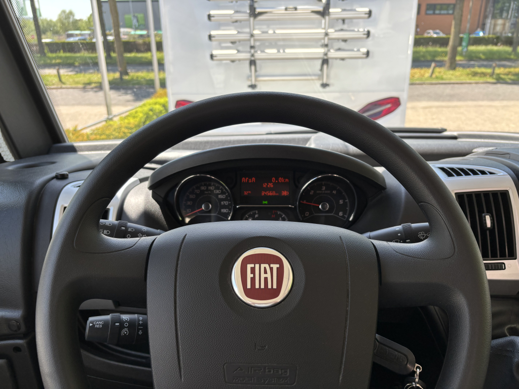 Challenger Sirius 3087 GA ENKELE BEDDEN + HEFBED EURO 6 foto: 12