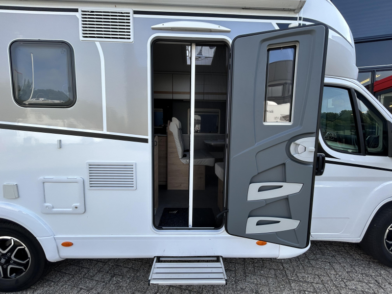 Dethleffs Just Camp T 7052 DBM + Airco photo: 5
