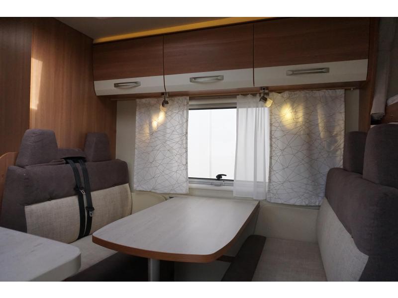 Eura Mobil Activa 690 HB  foto: 8
