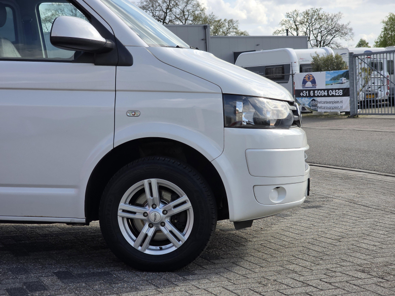 Volkswagen T5 2 TDI 4 persoons hefdak 2014  foto: 21
